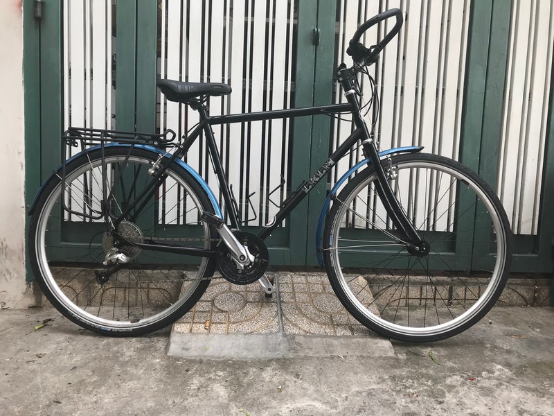touring bike for rent