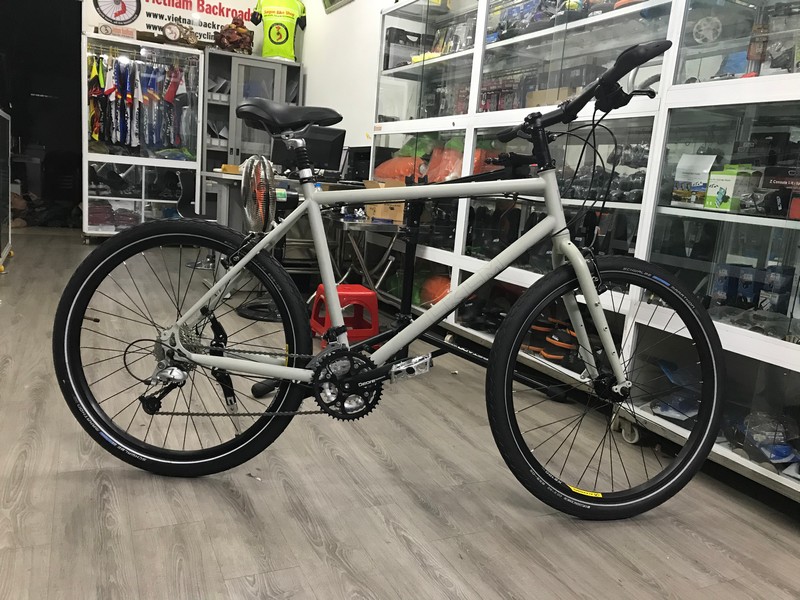 LKLM touring nbicycle