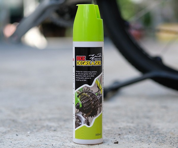 Cheetah Bio Degreaser Specialized for cleaning bicycle's cassette, chain, crancks, derailleurs