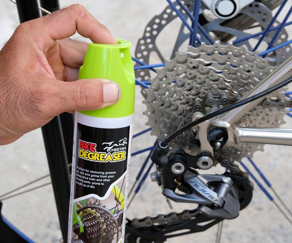 Liquid to clearn your bike's chain, cassette, crankset, Cheetah Bike Degreaser