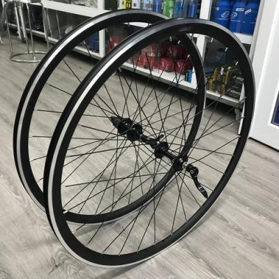 Bicycle wheel for sale 700c 28 spokes