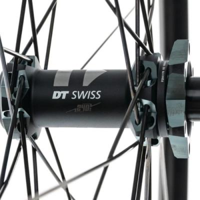 Đùm trước 15 x 100m, DT Swiss, 28 căm, thắng đĩa centerlock